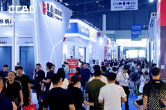 <b>企业可高效完成行业勘探、趋势解码与资源构建</b>