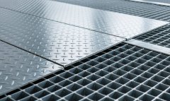 复合型热镀锌钢格板作为一种重要的建筑材料