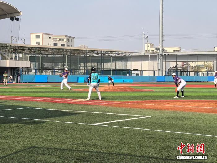 2025中国慢投垒球企业联赛总决赛在中山收官，北