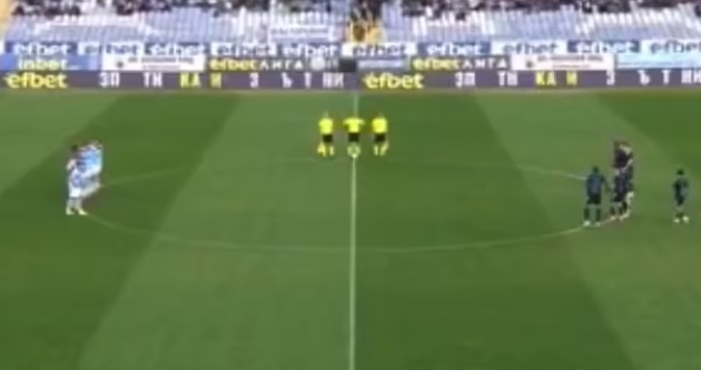 两队为足坛名宿默哀一分钟却传错信息，甘切夫