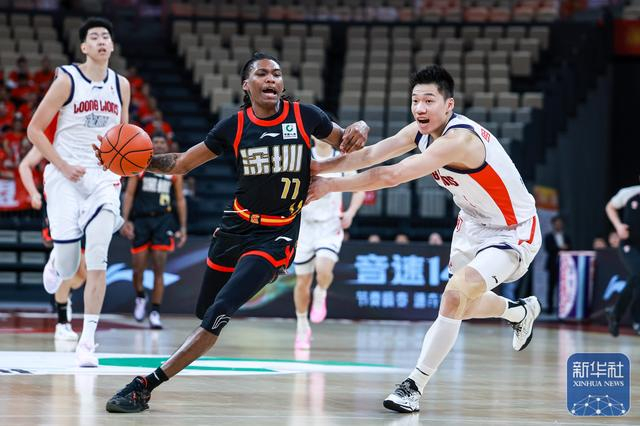 CBA常规赛第26轮：深圳主场97-96力克广州