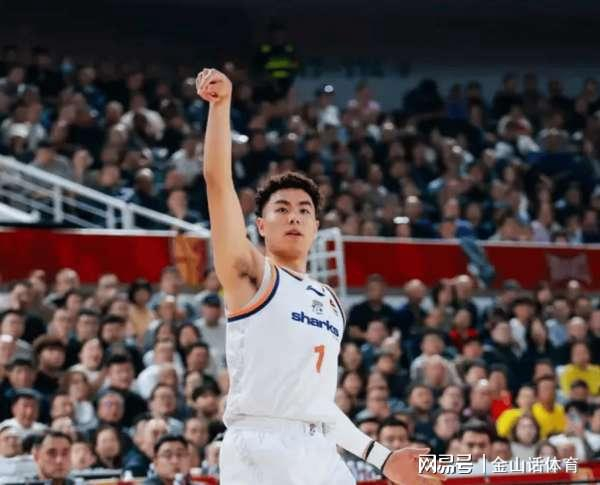 上海男篮血洗山西主场豪取11连胜