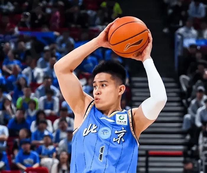 北京男篮下半场强势逆转南京 赢得常规赛关键胜